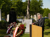 17.8 On 9 May 2012, mortal remains of victims of “decentralized euthanasia” in the Steinhof hospital were buried in Vienna’s Central Cemetery.